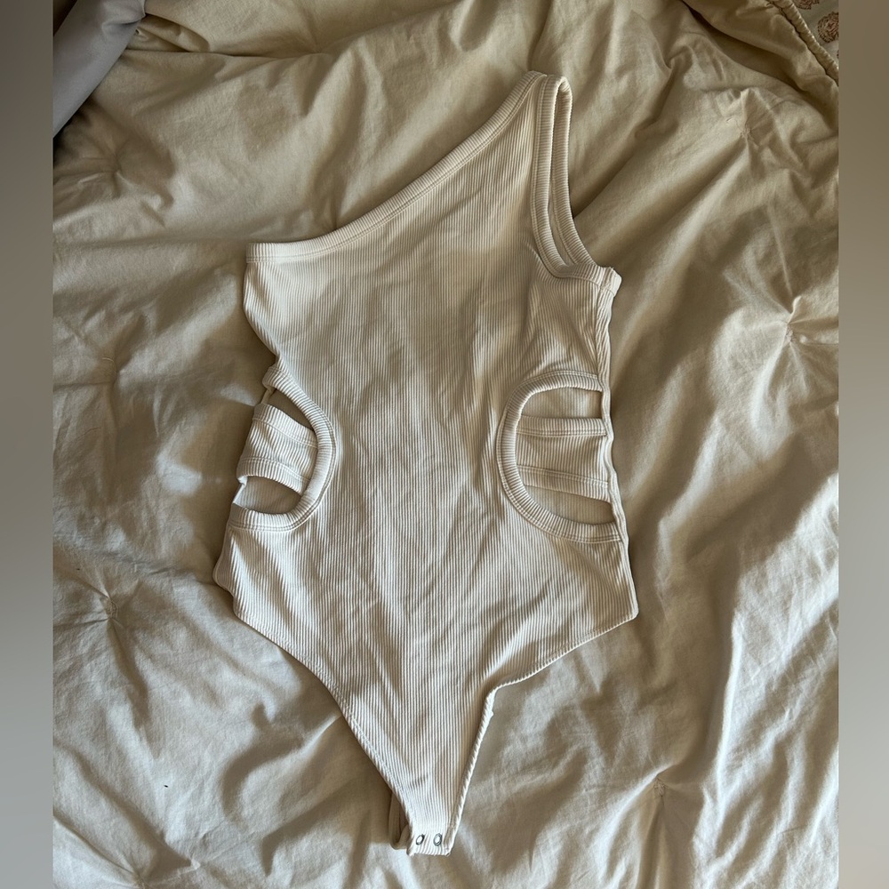 Abercrombie & fitch one shoulder bodysuit